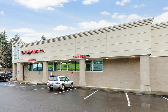 Raleighwood Condos Area Businesses - Walgreens