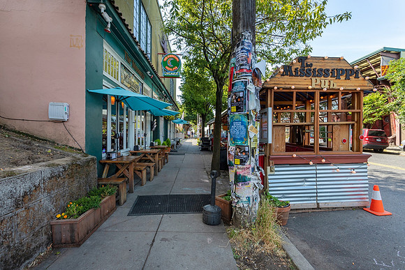 Mississippi Ave Businesses