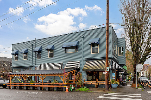Upshur St Area Businesses