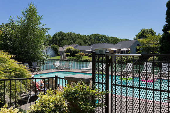 Charbonneau Pool